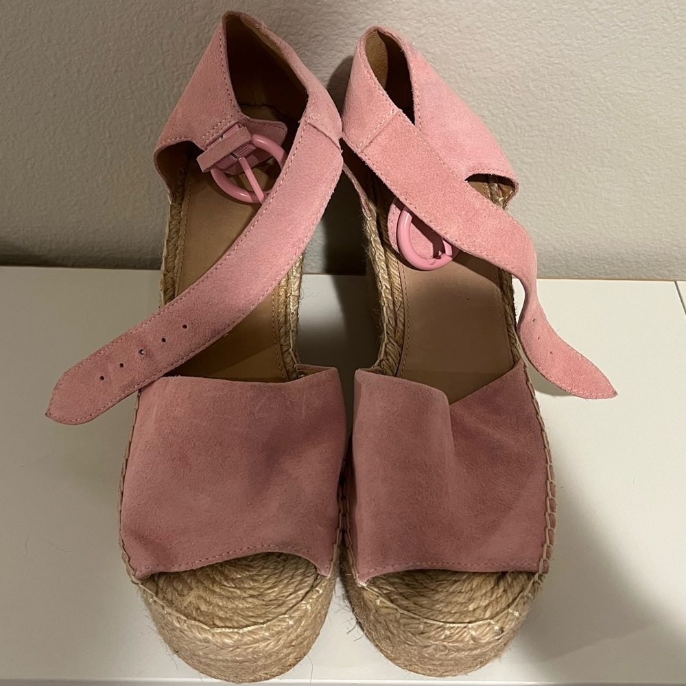 Marc Fisher Wedges